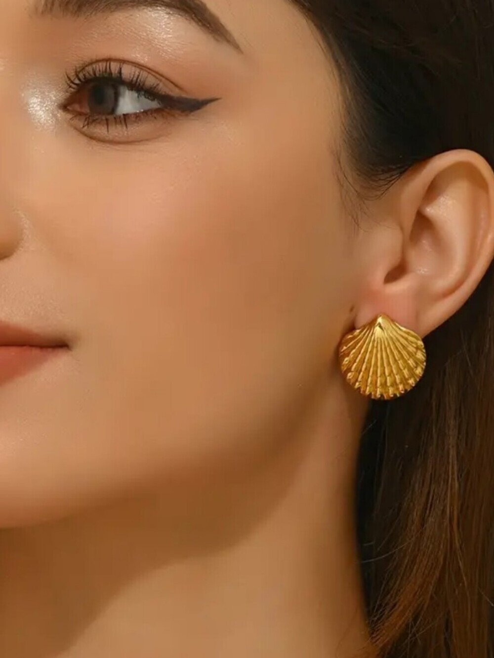New! Staielss Steel Gold Plated  Shell Stud Earrings - Elegant Women’s Jewelry